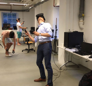 How to Set Up a VR Lab